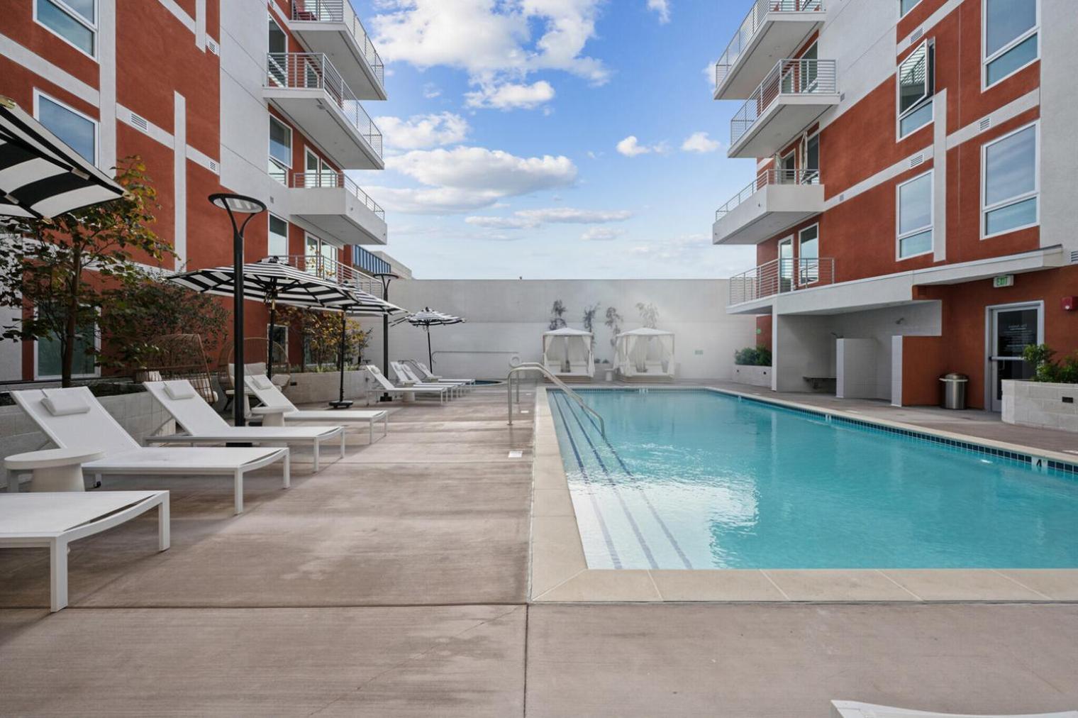 Apartment Blueground Brentwood Pool Gym Near Metro Lax-1285